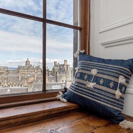 شقة Stunning Panoramic Views: Heart Of The Royal Mile إدنبرة المظهر الخارجي الصورة