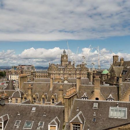 شقة Stunning Panoramic Views: Heart Of The Royal Mile إدنبرة المظهر الخارجي الصورة